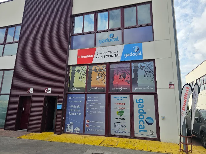 Fachada de instalaciones de GADOCAL en Comunidad de Madrid